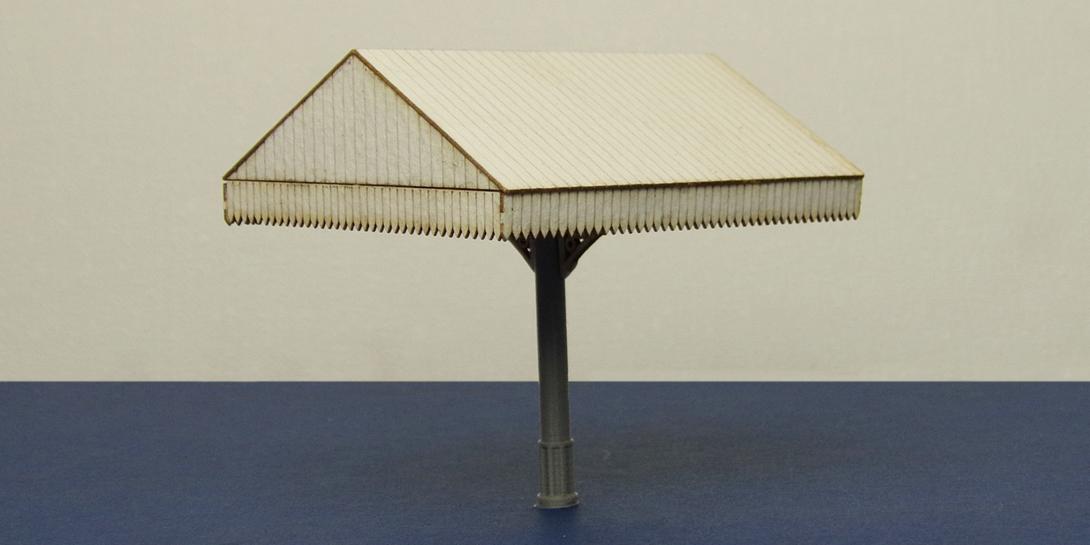 B 00-28E OO gauge canopy - end section
