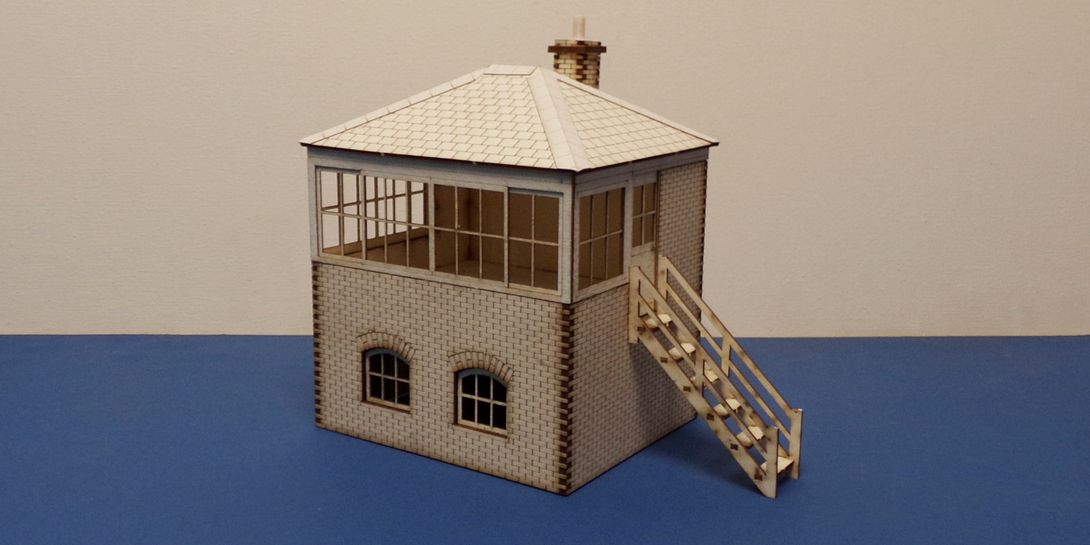 B 70-25R O gauge Small L&CR/LMS signal box - right stairs