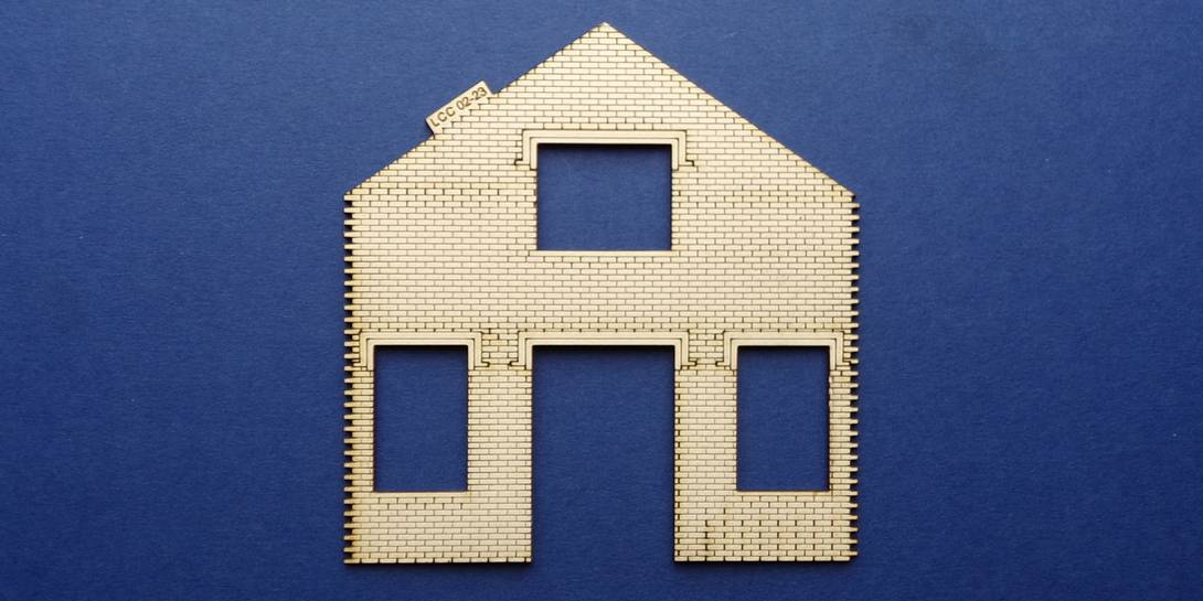 LCC 02-23 OO gauge two stories wall panel with windows and doors