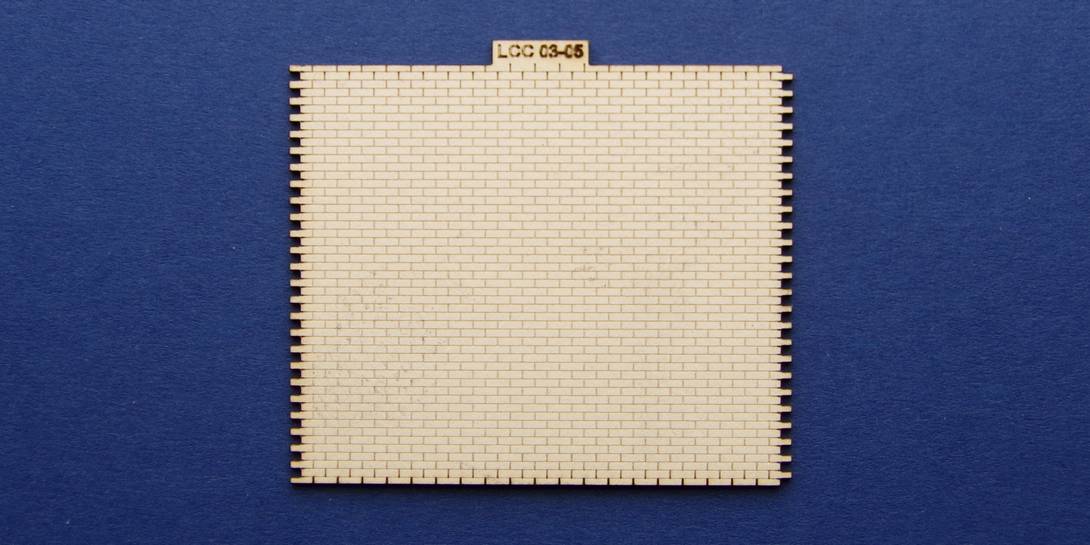 LCC 03-05 OO gauge small signal box back wall type 1