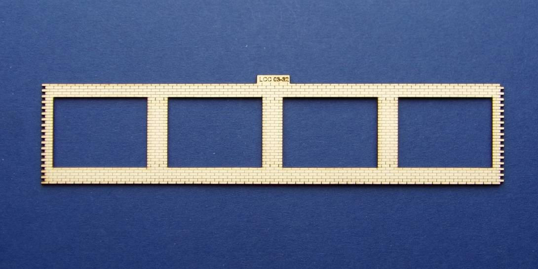 LCC 03-32 OO gauge large signal box front elevation (without windows)