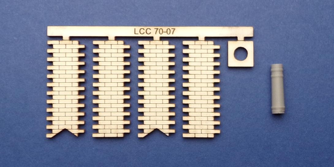 LCC 70-07 O gauge single chimney kit with chimney pot