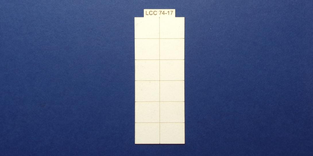 LCC 74-17 O gauge roof ventilation tiles