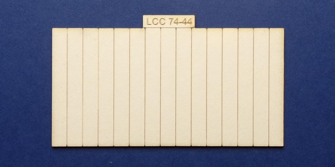 LCC 74-44 O gauge goods shed loading platform top panel