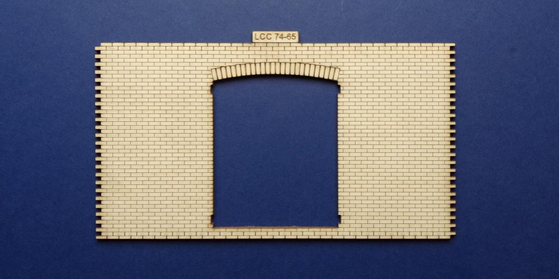 LCC 74-65 O gauge warehouse gate panel