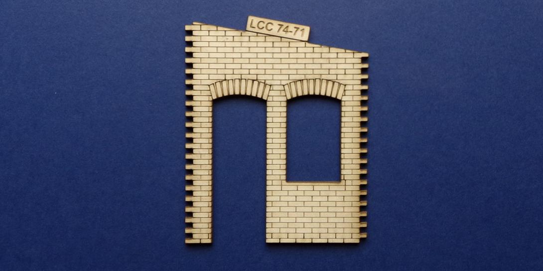 LCC 74-71 O gauge industrial office left panel with door and window - sloped